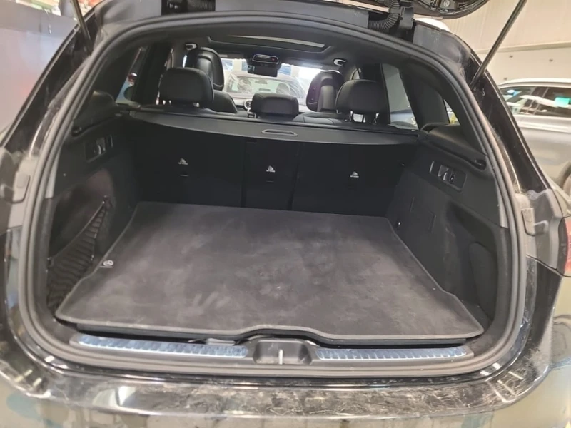 Mercedes-Benz GLC 300 | CARFAX | 360 | ПОДГРЕВИ | ШИБЕДАХ, снимка 12 - Автомобили и джипове - 53412624