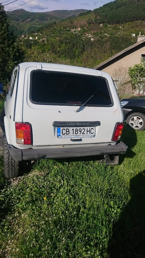 Lada Niva, снимка 4 - Автомобили и джипове - 47346007