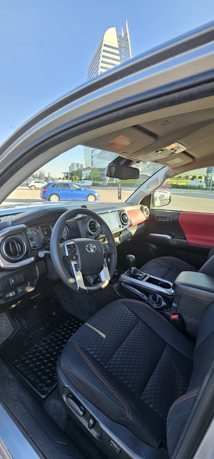 Toyota Tacoma N300 Double Cab SR5 4х4 V6 - изображение 6