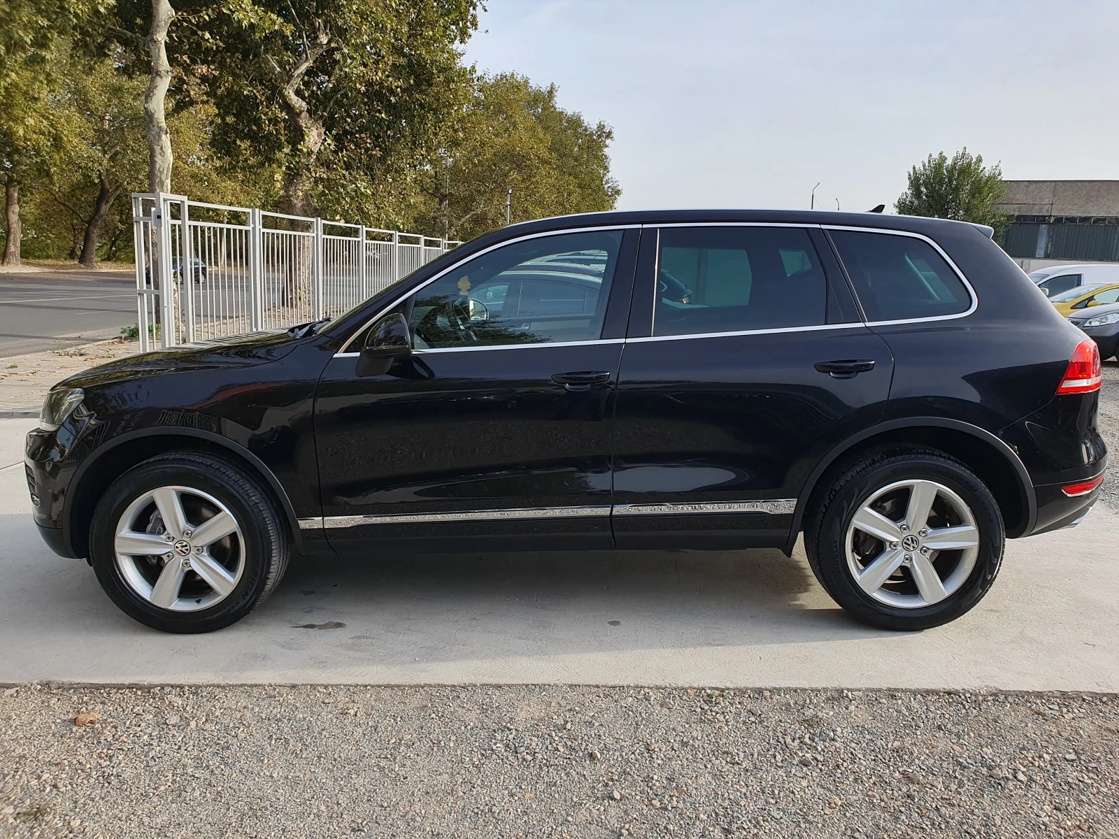 VW Touareg АВТОМАТ - изображение 4