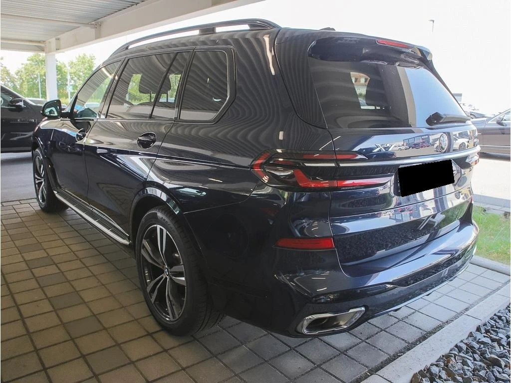 BMW X7 40d/xDrive/FACELIFT/M-SPORT/H&K/PANO/ICONIC GLOW/  - изображение 6