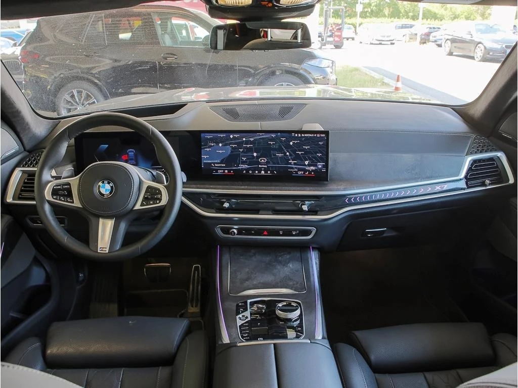 BMW X7 40d/xDrive/FACELIFT/M-SPORT/H&K/PANO/ICONIC GLOW/  - изображение 10