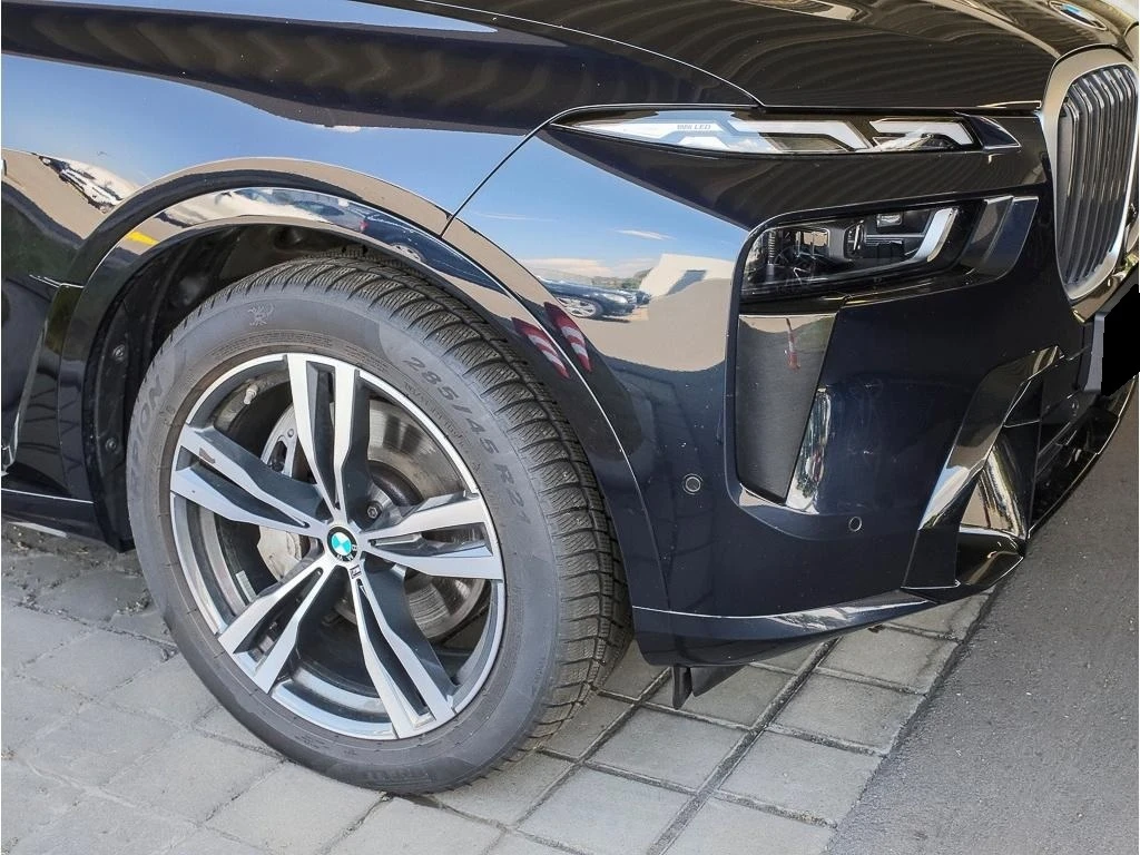 BMW X7 40d/xDrive/FACELIFT/M-SPORT/H&K/PANO/ICONIC GLOW/  - изображение 3