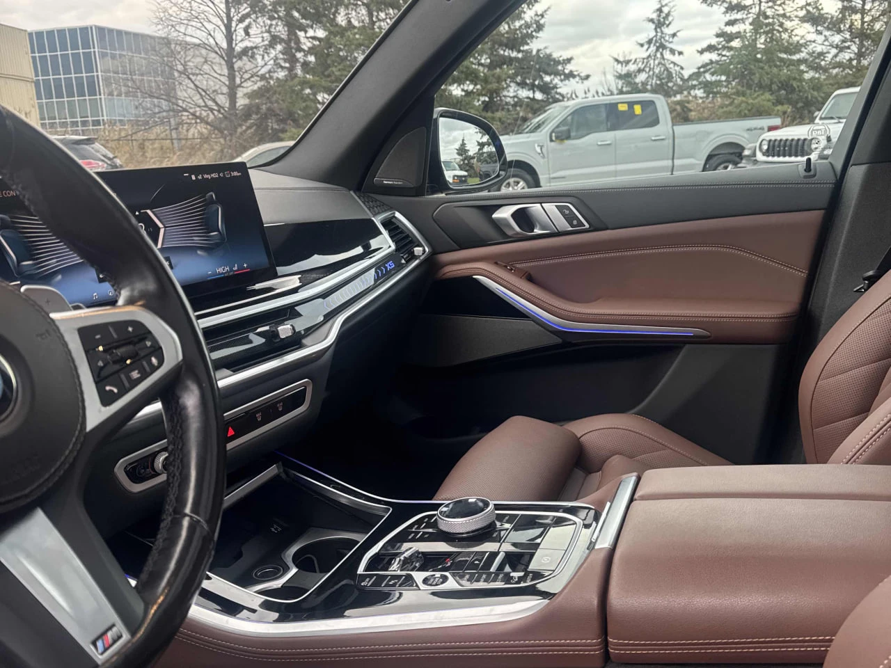 BMW X5 * АВТО КРЕДИТ* ЦЕНА ДО БГ * СЕРВИЗНА ИСТОРИЯ *  - изображение 9