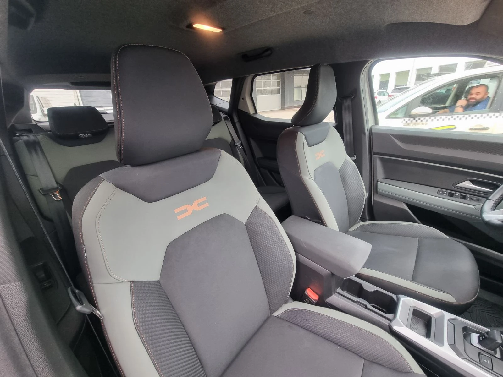 Dacia Duster Extreme HYBRID 140 | Mobile.bg � ����������� 14