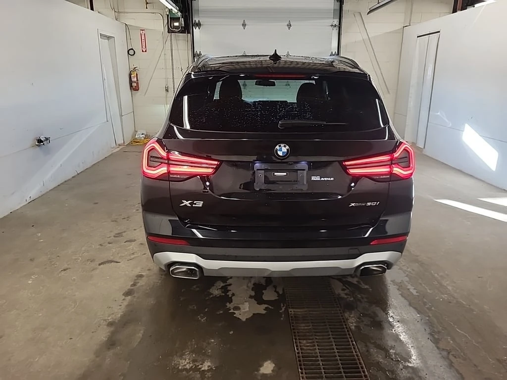 BMW X3  XDRIVE30I / CARFAX /LED/PANO/NAVI/DIS/ - изображение 6