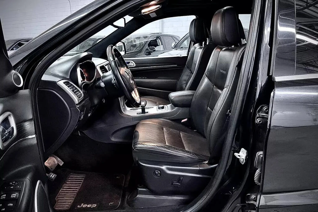 Jeep Grand cherokee SUMMIT* DISTRONIK* V6 PENTASTAR* ОБДУХ* HARMAN* ВЪ - изображение 8