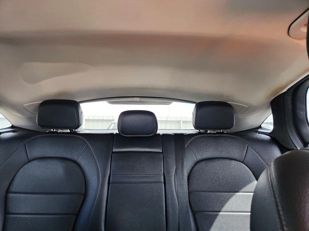 Mercedes-Benz GLC 300, снимка 10 - Автомобили и джипове - 54056958