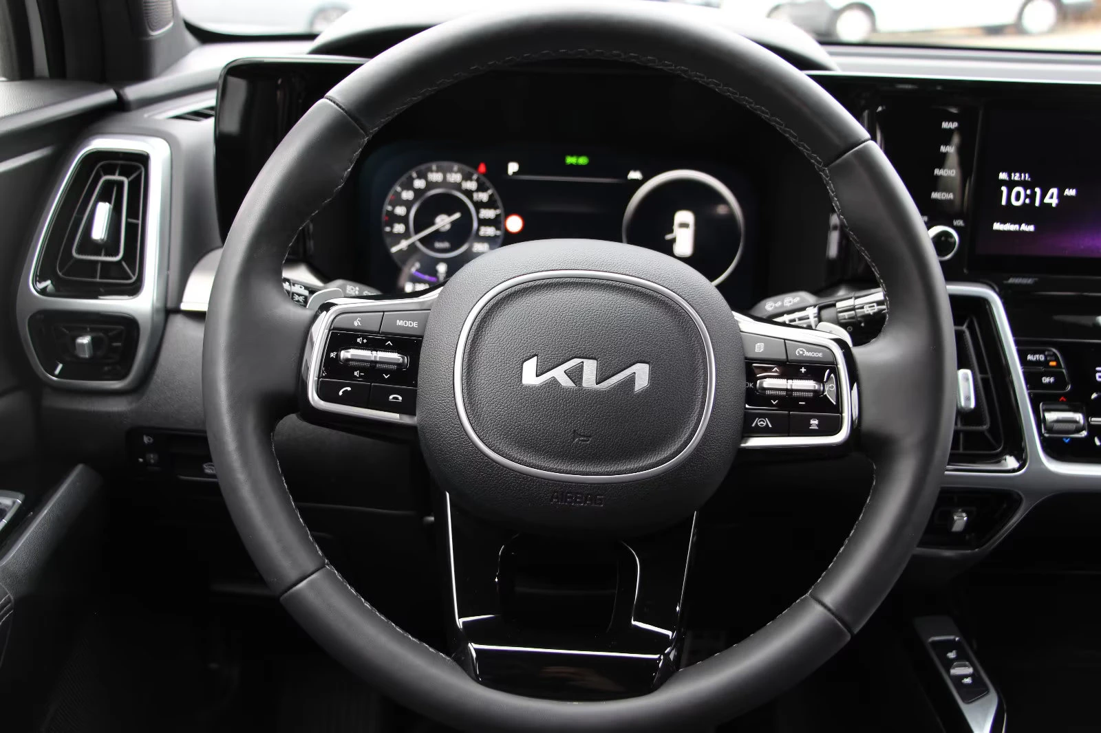 Kia Sorento PLATINUM/193HP/4X4/360/LED/ACC/HUD/BOSE/MEMO/263z, снимка 8 - Автомобили и джипове - 54081706