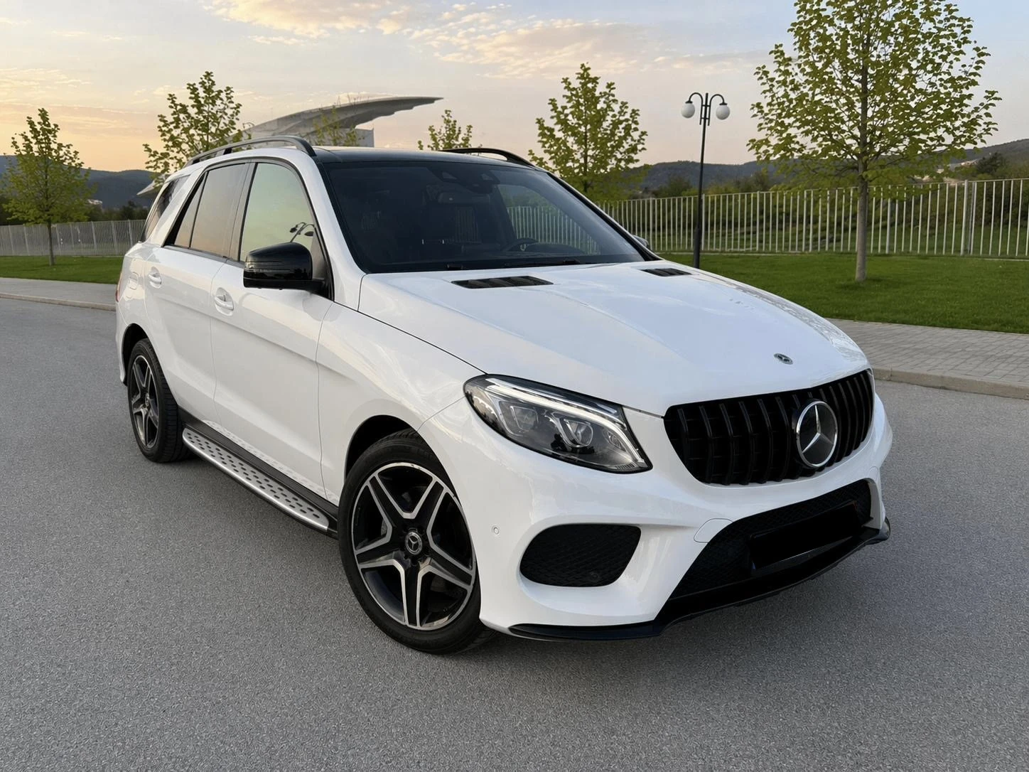 Mercedes-Benz GLE 350 AMG* 360* ПРУЖИНИ* ПАНОРАМА* ЛИЗИНГ, снимка 8 - Автомобили и джипове - 54203806