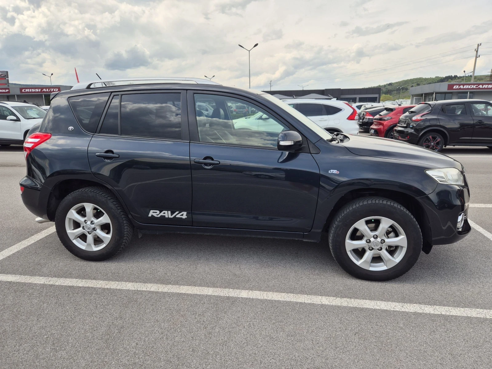 Toyota Rav4 2, 2 D-4D 150hp топ състояние, снимка 6 - Автомобили и джипове - 54378840