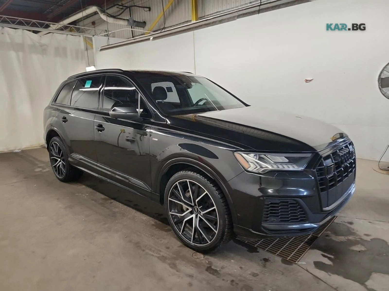 Audi Q7 TECHNIK * AвтоКредит * (ЦЕНА ДО БГ), снимка 2 - Автомобили и джипове - 54825931
