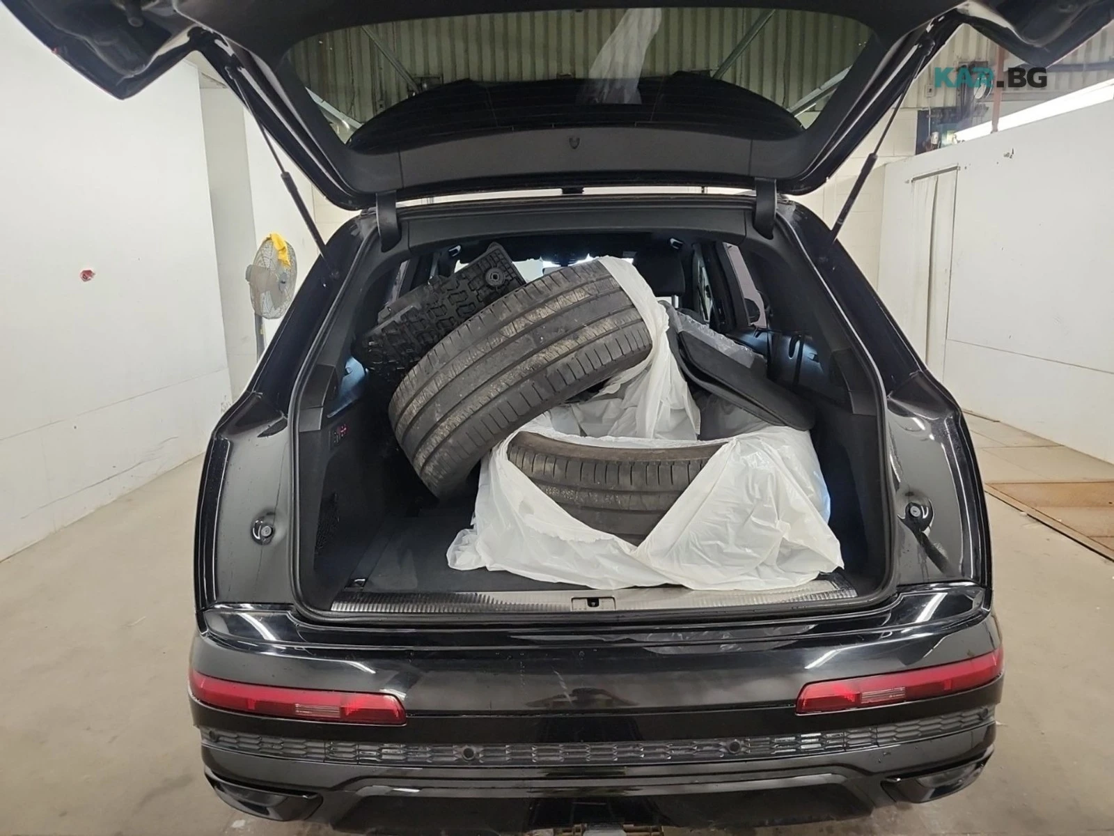 Audi Q7 TECHNIK * AвтоКредит * (ЦЕНА ДО БГ), снимка 5 - Автомобили и джипове - 54825931