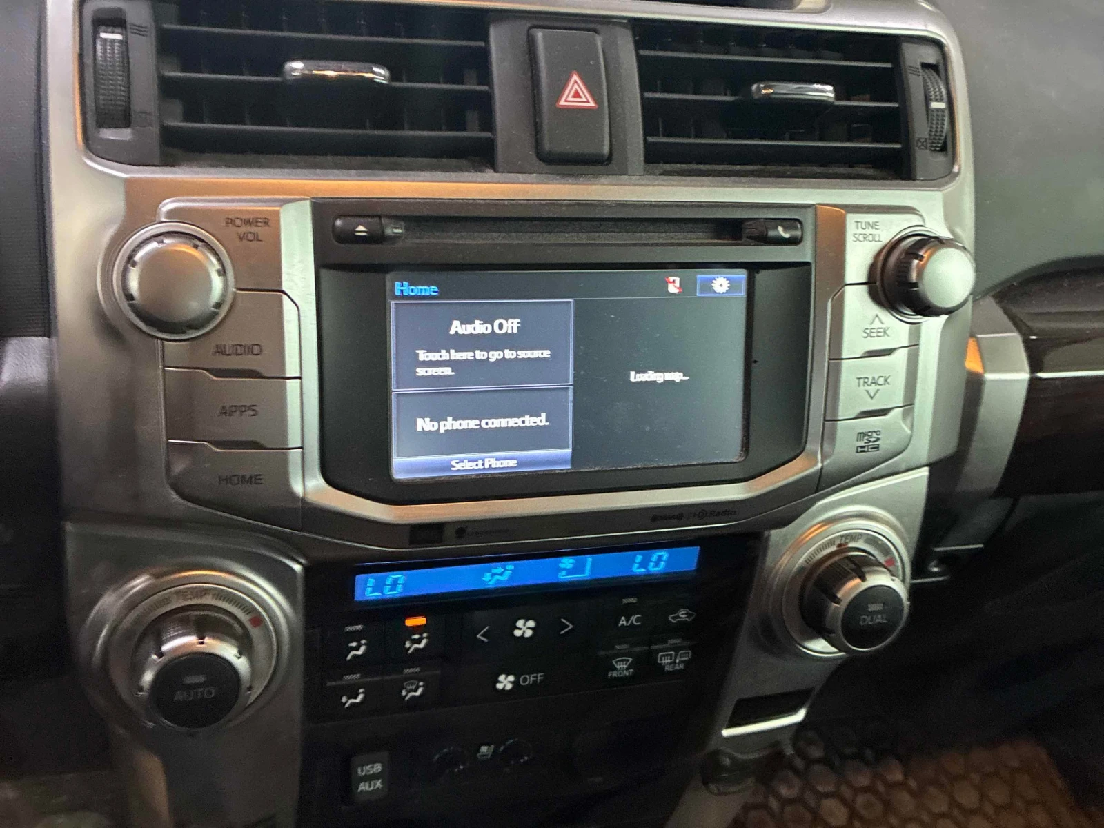 Toyota 4runner * 4WD * CARFAX * ОПЦИЯ ЗА ФИНАНСИРАНЕ , снимка 9 - Автомобили и джипове - 55899916