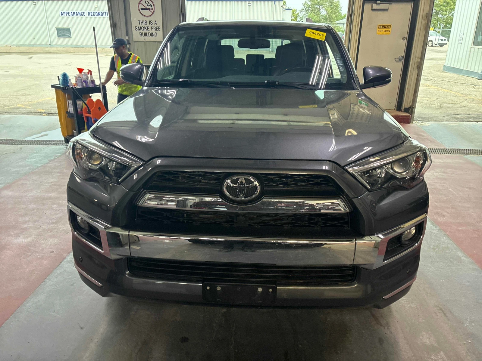Toyota 4runner * 4WD * CARFAX * ОПЦИЯ ЗА ФИНАНСИРАНЕ , снимка 6 - Автомобили и джипове - 55899916