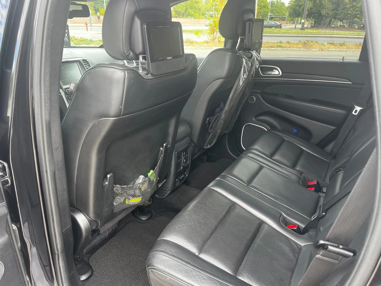 Jeep Grand cherokee SUMMIT 3.0 БЕЗУПРЕЧЕН, снимка 9 - Автомобили и джипове - 56181661