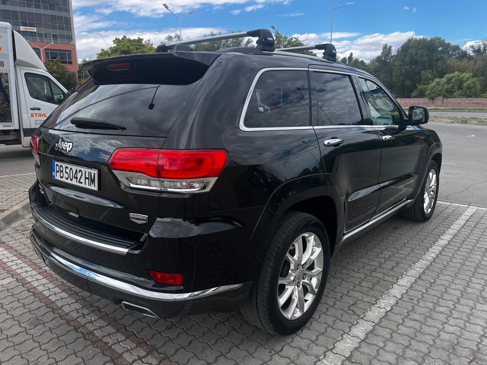 Jeep Grand cherokee SUMMIT 3.0 БЕЗУПРЕЧЕН, снимка 4 - Автомобили и джипове - 56181661