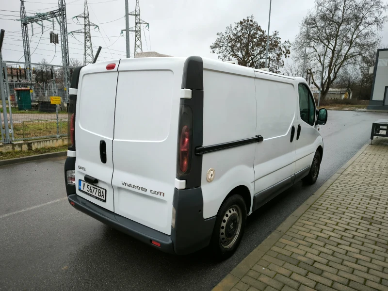 Opel Vivaro 1.9 , снимка 5 - Бусове и автобуси - 49153234