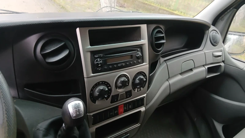 Iveco 35c13 Климатик , снимка 9 - Бусове и автобуси - 52887139