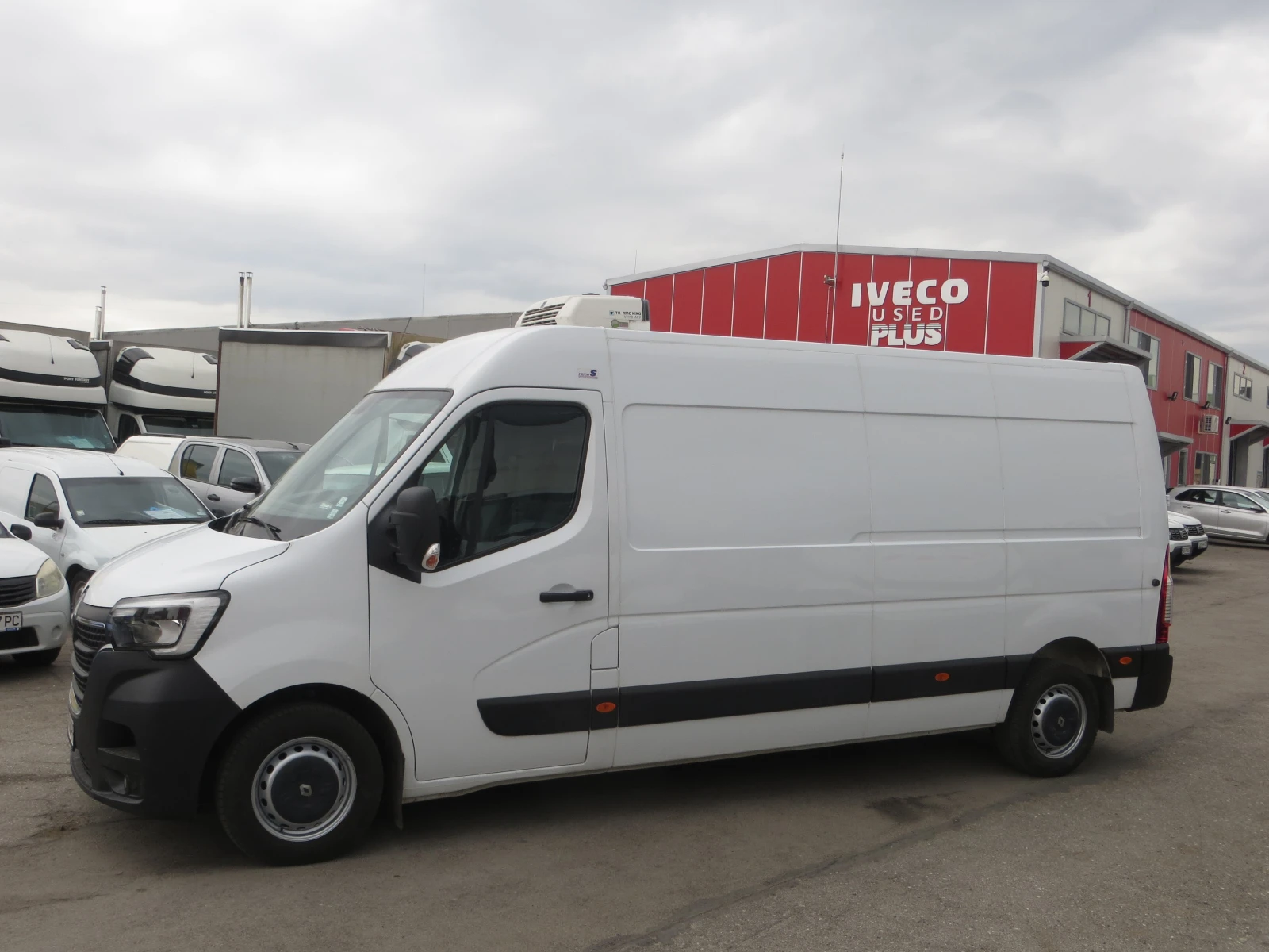 Renault Master 2.3 DCI ХЛАДИЛЕН - изображение 2