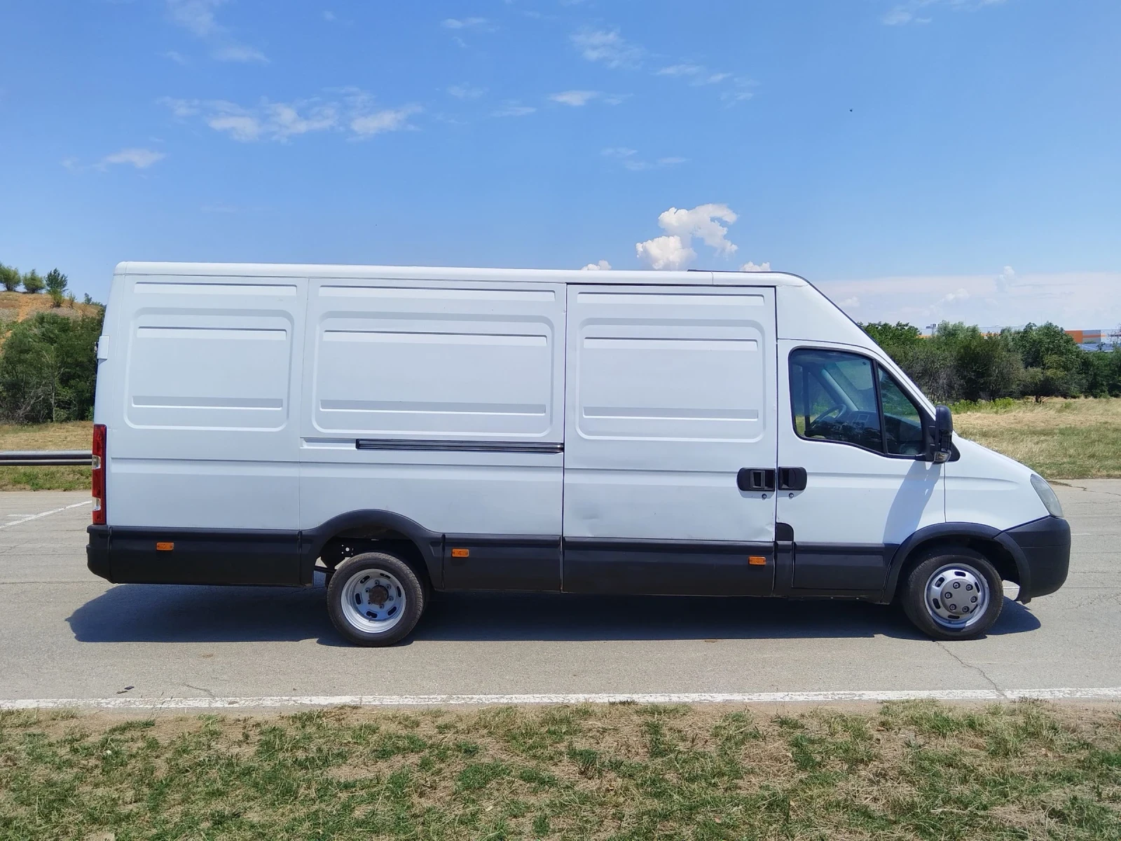 Iveco Daily 35c13 Климатик , снимка 4 - Бусове и автобуси - 52887139