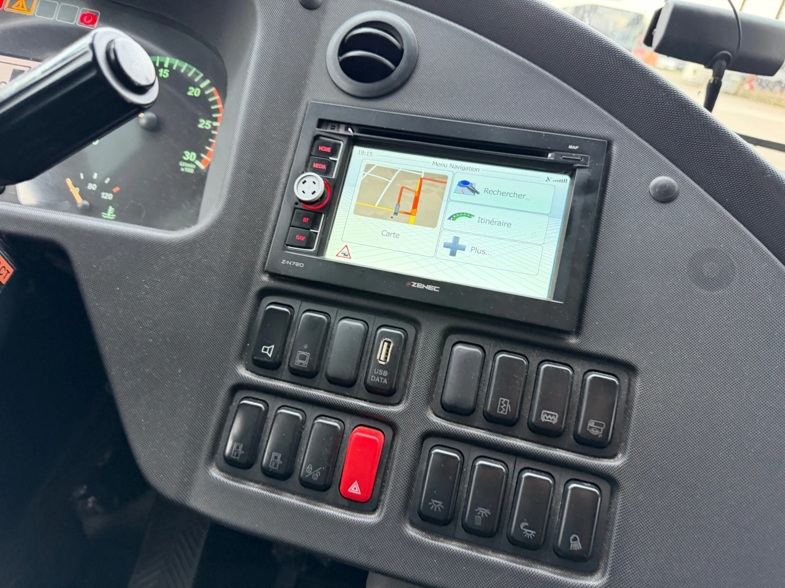 Temsa Safari 12 HD ОРИГИНАЛ КМ., снимка 6 - Бусове и автобуси - 54206241