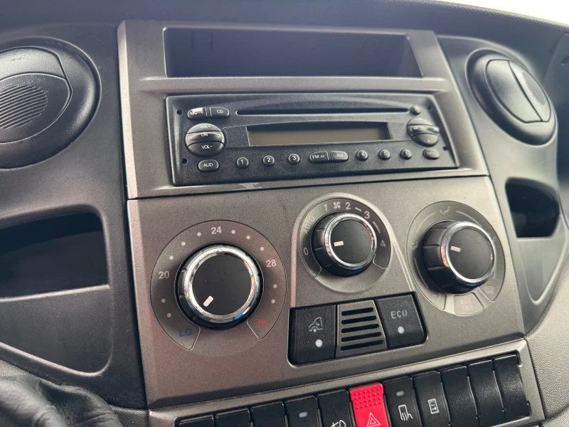 Iveco Daily 70C17* 3.0HPI* Климатик* Щора* Падащ борд, снимка 5 - Камиони - 51534598