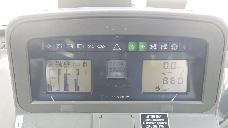 Трактор Fendt Favorit 712Vario, снимка 16 - Селскостопанска техника - 45530901