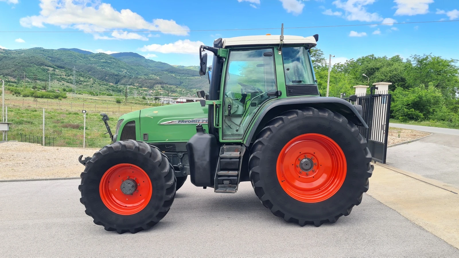 Трактор Fendt Favorit 712Vario - изображение 4