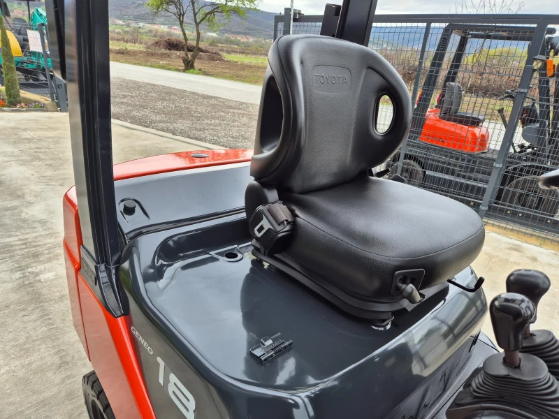 Мотокар Toyota 1.8 тона / КАТО НОВ !, снимка 10 - Индустриална техника - 49749524