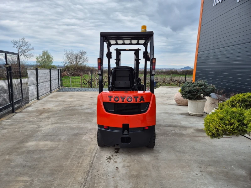 Мотокар Toyota 1.8 тона / КАТО НОВ !, снимка 3 - Индустриална техника - 49749524