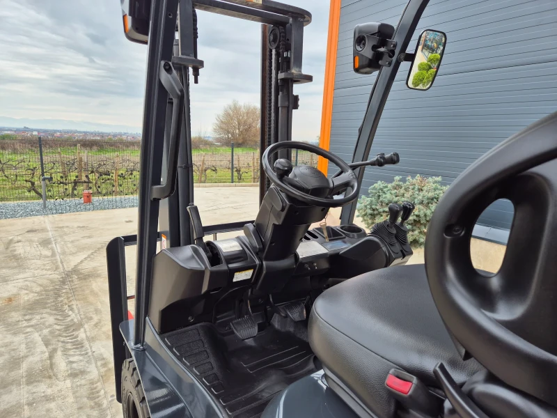 Мотокар Toyota 1.8 тона / КАТО НОВ !, снимка 7 - Индустриална техника - 49749524