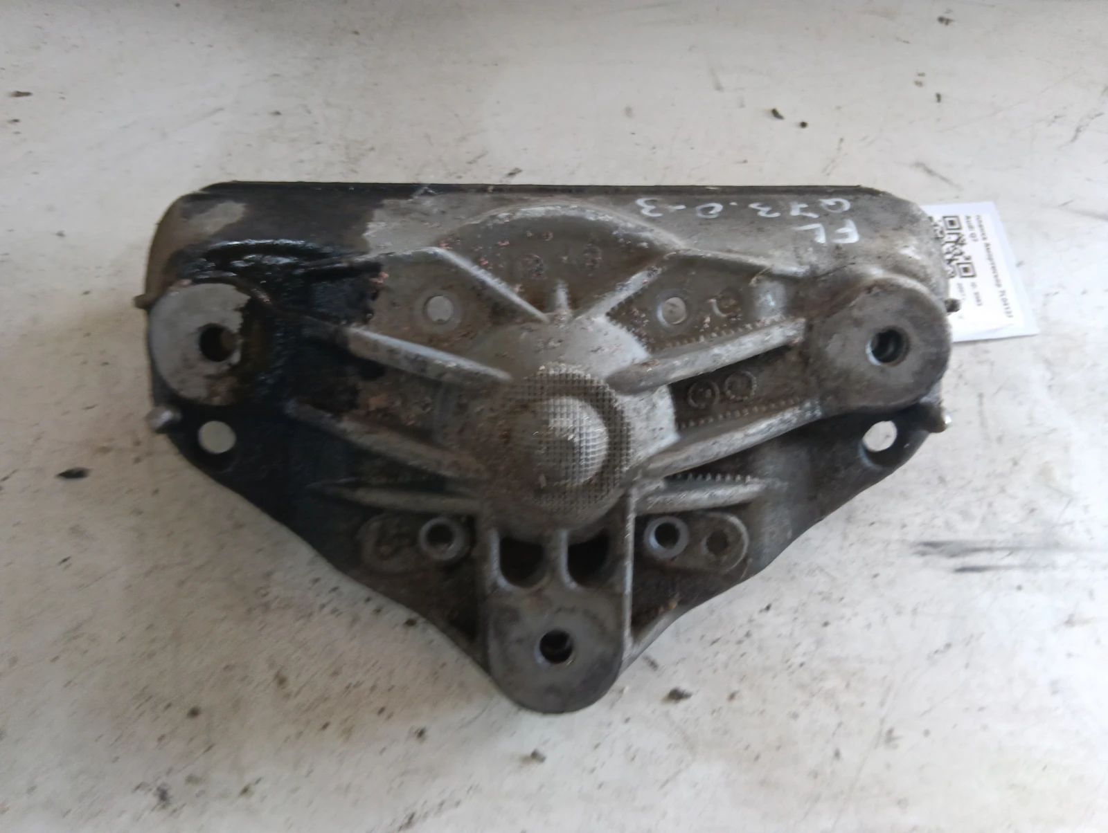 планка Амортисьор 7L0412391 Audi Q7