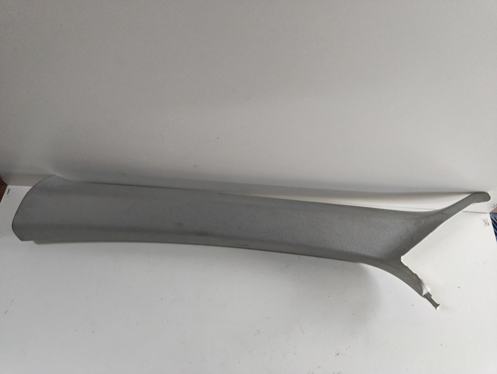 предна лява колонка 8W0867233 Audi A4