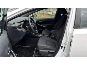 Toyota Corolla HB 1.8HSD EXECUTIVE, снимка 12