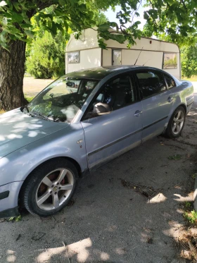VW Passat 1.9 TDI, снимка 2