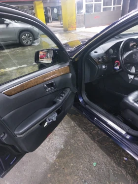 Mercedes-Benz E 200 - 13000 лв. / 6646.79 € - 42716366 11