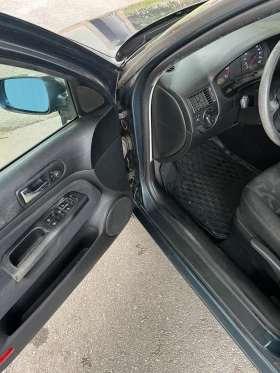 VW Golf | Mobile.bg    11