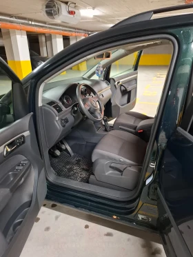 VW Touran VW Touran 1.4i-CNG-7места-Евро 5 - 6200 € / 12126.15 лв. - 96814291 4