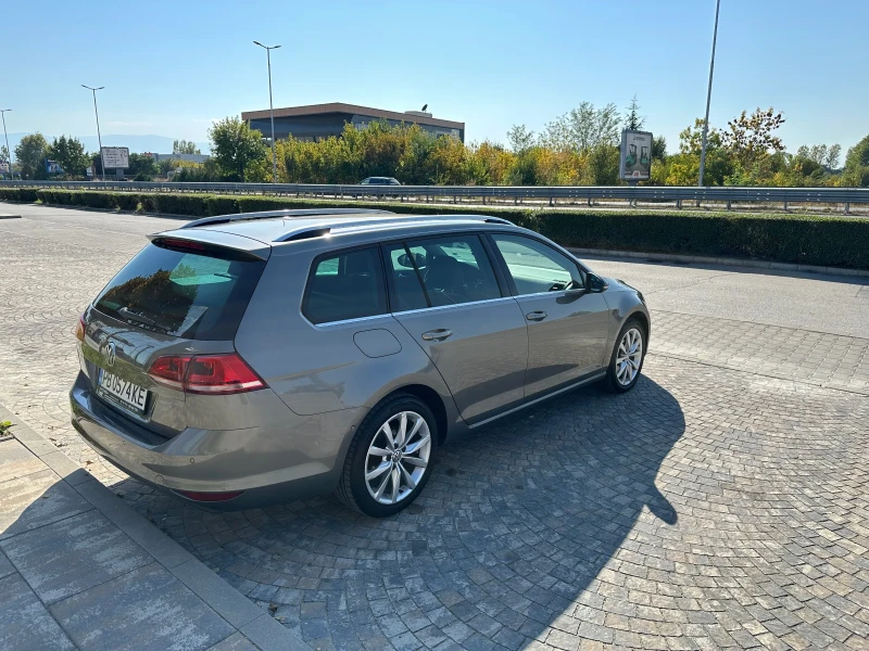 VW Golf Highline , снимка 5 - Автомобили и джипове - 47409939