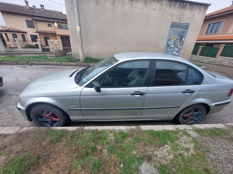 BMW 320, снимка 4 - Автомобили и джипове - 49533752