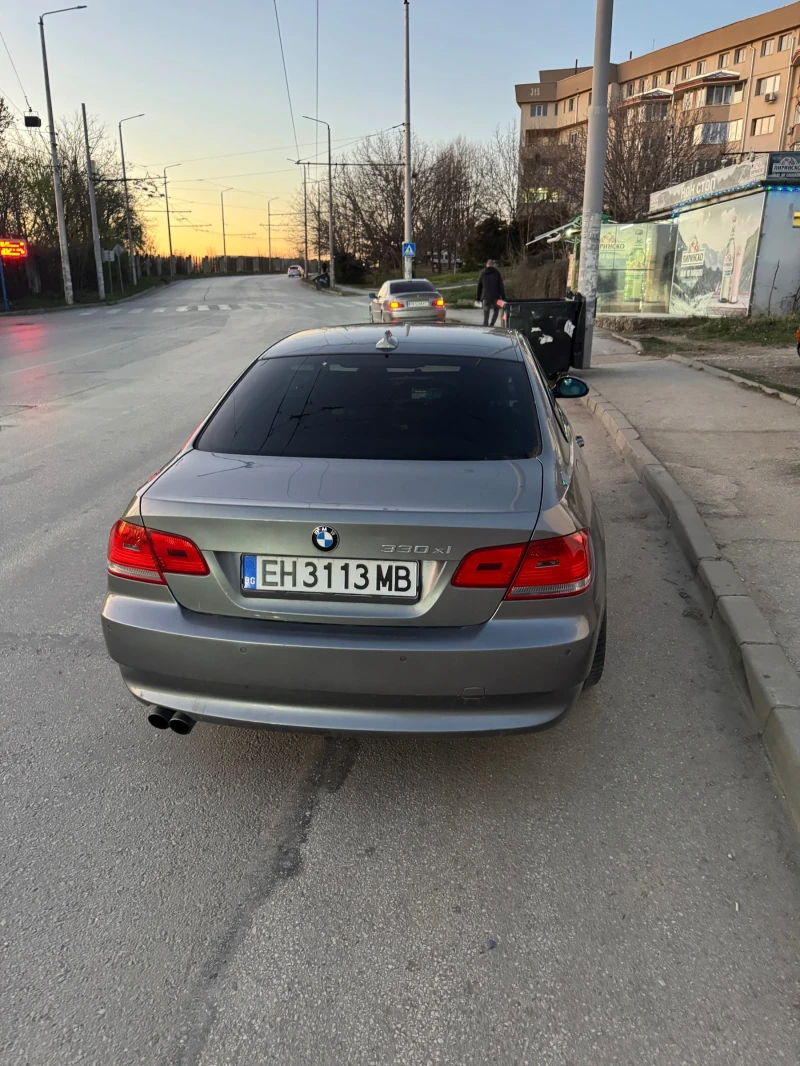 BMW 330 Xi, снимка 4 - Автомобили и джипове - 49565522