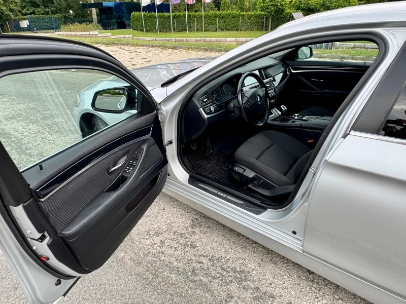 BMW 523 523i, снимка 4 - Автомобили и джипове - 51254713