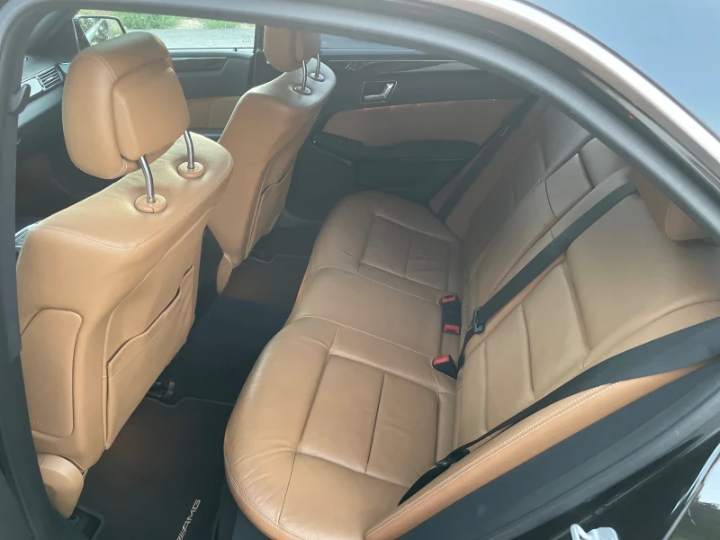 Mercedes-Benz E 350 AMG, Avantgarde , снимка 8 - Автомобили и джипове - 51552077