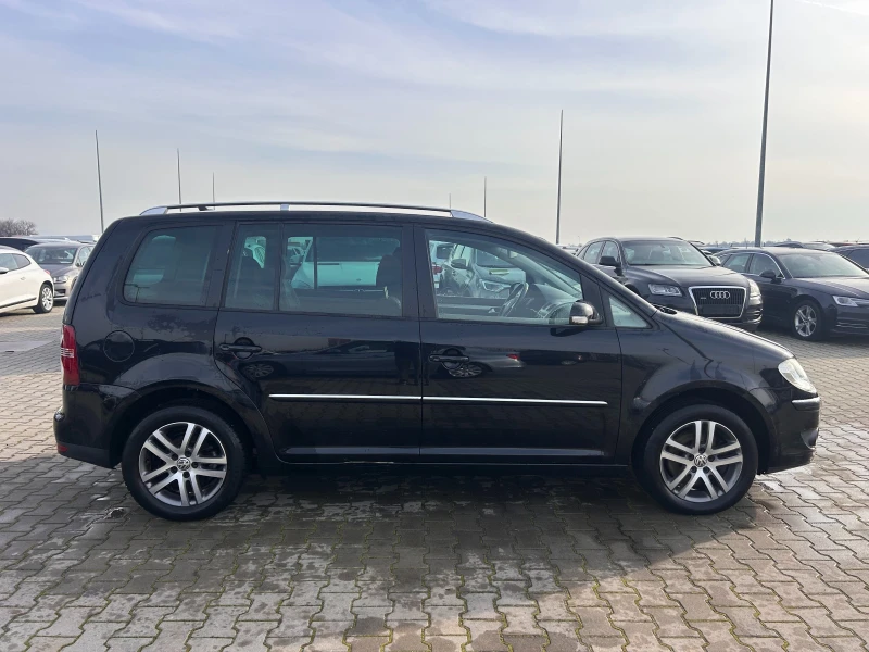 VW Touran 2.0TDI AVTOMAT EURO 4, снимка 5 - Автомобили и джипове - 52836701