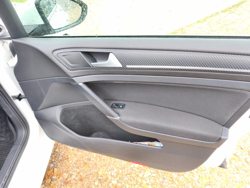 VW Golf 7 RLINE HIGHLINE 1.6, снимка 13 - Автомобили и джипове - 53054128
