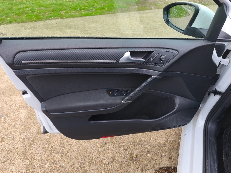 VW Golf 7 RLINE HIGHLINE 1.6, снимка 14 - Автомобили и джипове - 53054128