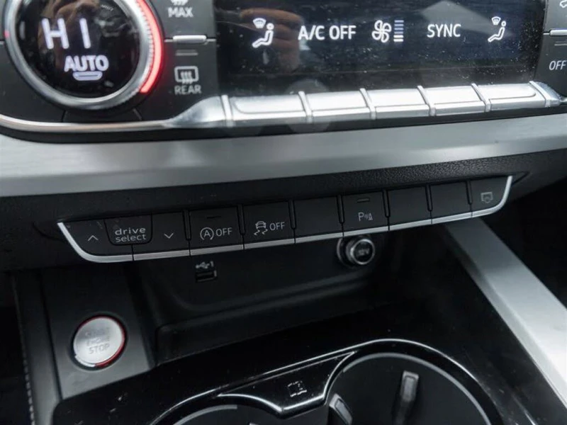 Audi S4 3.0T * PREMIUM * АвтоКредит * (ЦЕНА ДО БГ), снимка 13 - Автомобили и джипове - 53264539