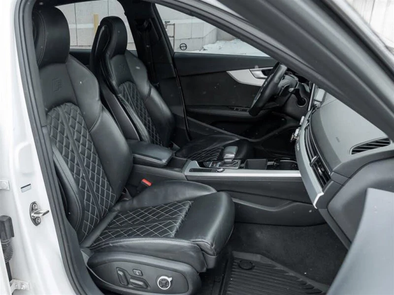 Audi S4 3.0T * PREMIUM * АвтоКредит * (ЦЕНА ДО БГ), снимка 6 - Автомобили и джипове - 53264539