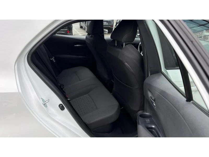 Toyota Corolla HB 1.8HSD EXECUTIVE, снимка 7 - Автомобили и джипове - 54707895